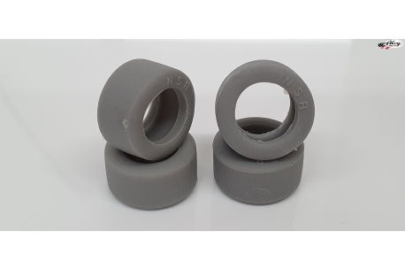 Rear tire  WRE 20 x 10 mm