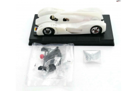 White kit  Audi R18 LMS