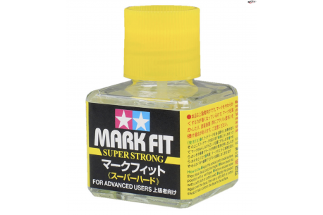 Tamiya Mark Fit Super Strong para calcas.  40 ml