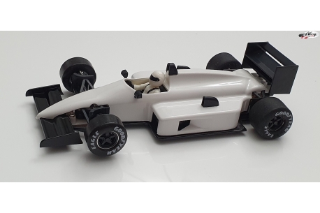Formula 1 86/89 White Test Car IL